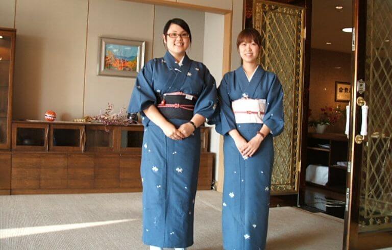 仲居・客室係（着物）の画像2